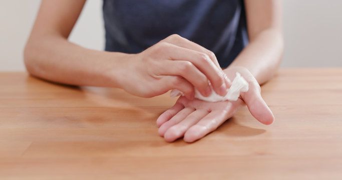 Understanding Excessive Hand Sweating: Causes, Symptoms and Solutions