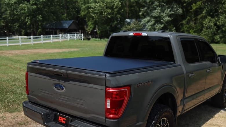What You Should Know Before Buying a Truck Bed Cover