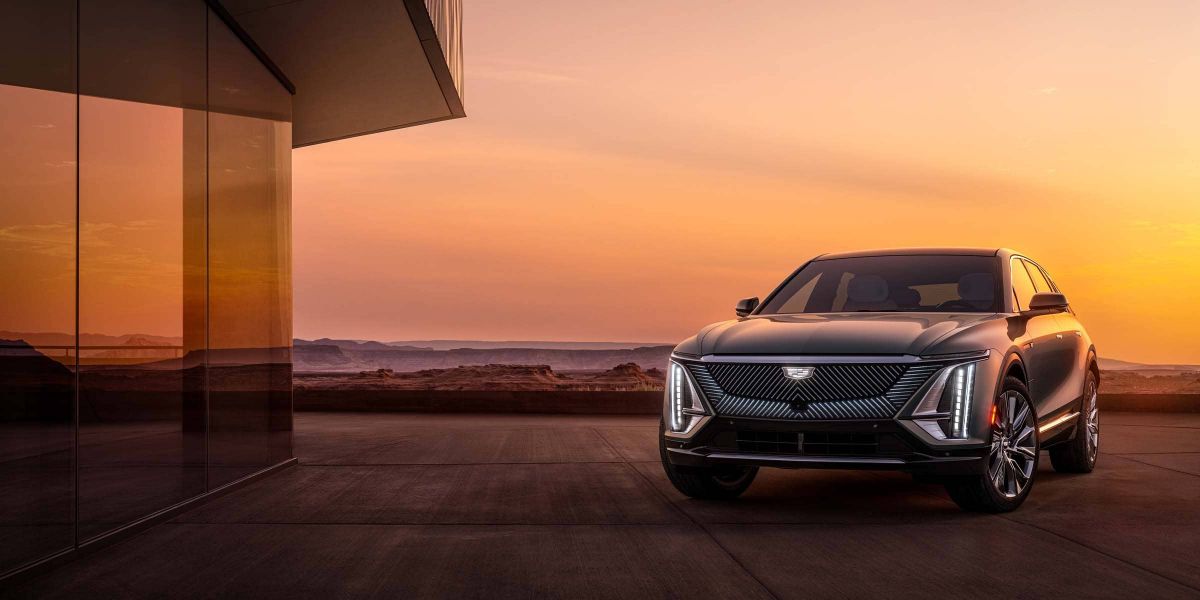 Cadillac XT5: Redefining Modern American Luxury in the SUV Segment