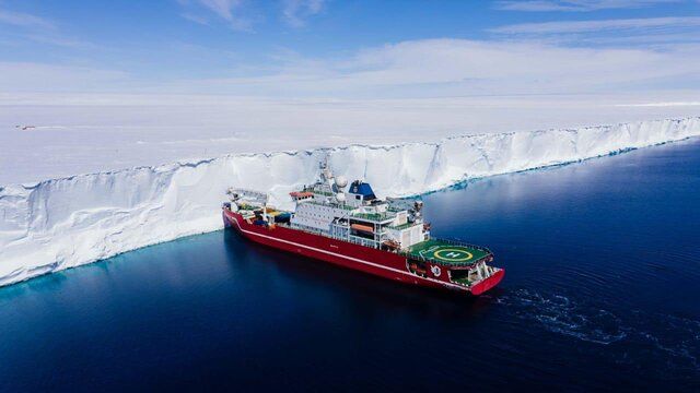 The Last Great Expedition: Sailing into the Heart of Antarctica